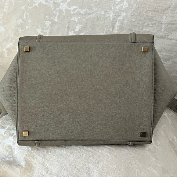 Celine Phantom Médium Quartz Calfskin Handbag with Suede inner lining - Picture 5 of 9